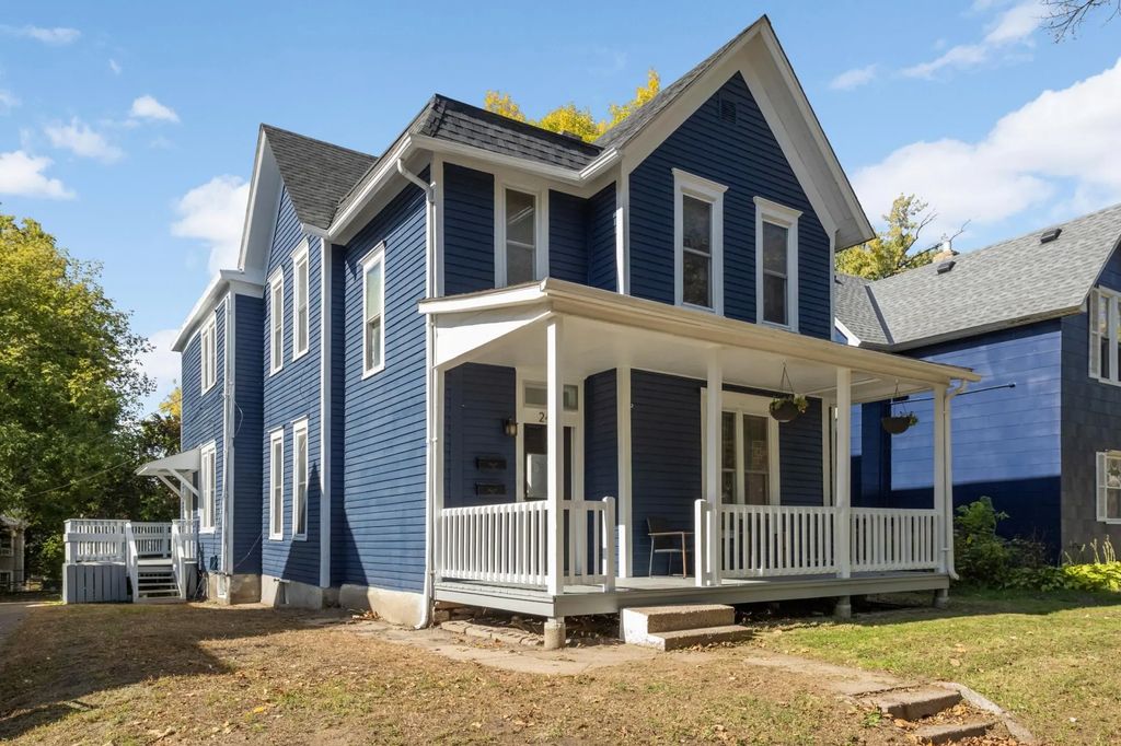 2406 Pierce Street Ne, Minneapolis