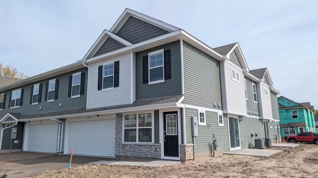 3080 Cedar Street, Little Canada