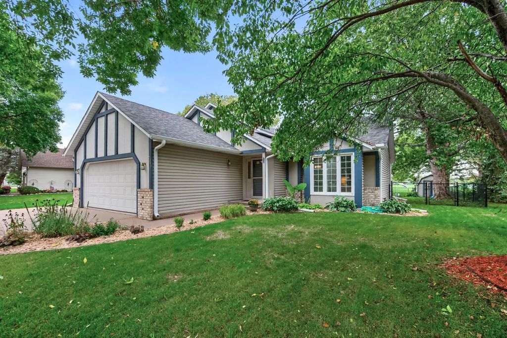 9349 Indian Boulevard S, Cottage Grove