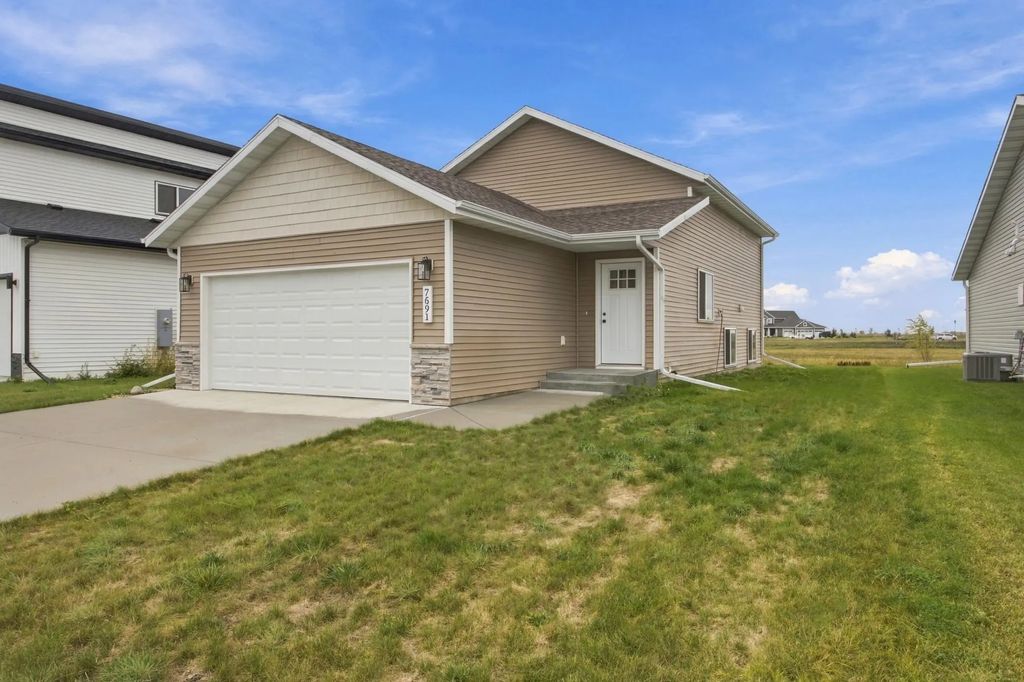 7691 Cub Creek Way, Horace