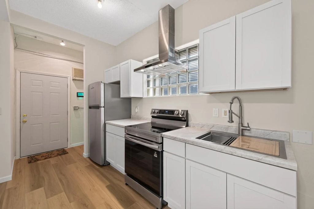 444 9th Avenue Nw, New Brighton