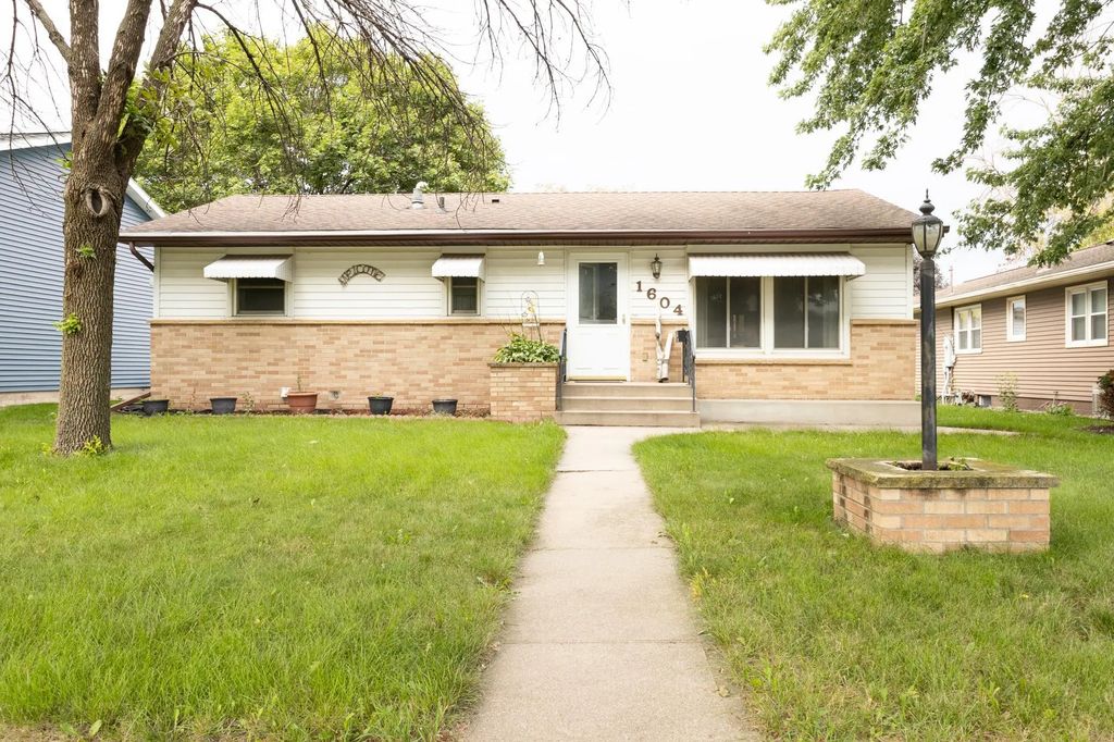 1604 N Franklin Street, New Ulm