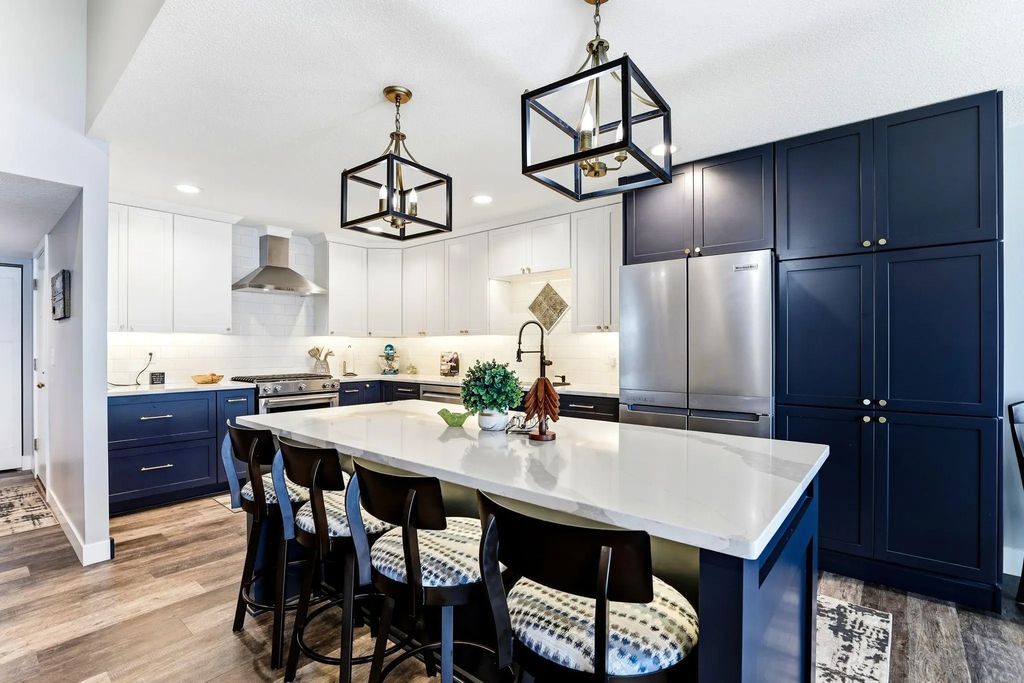 887 8th Avenue Se D, Forest Lake
