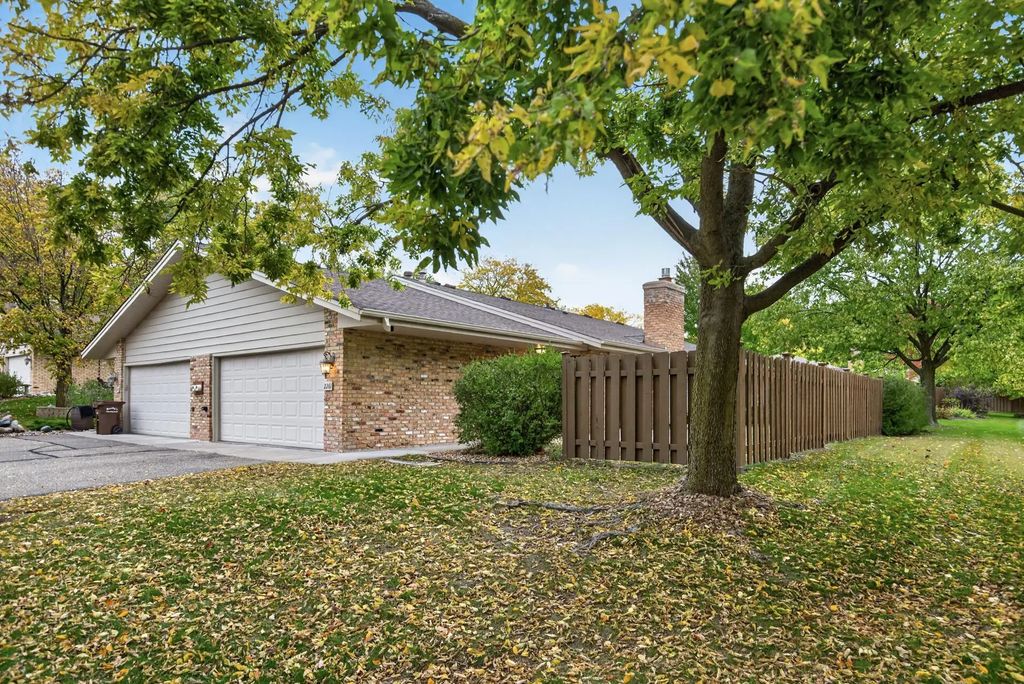 2261 Wildwood Circle, Minnetonka