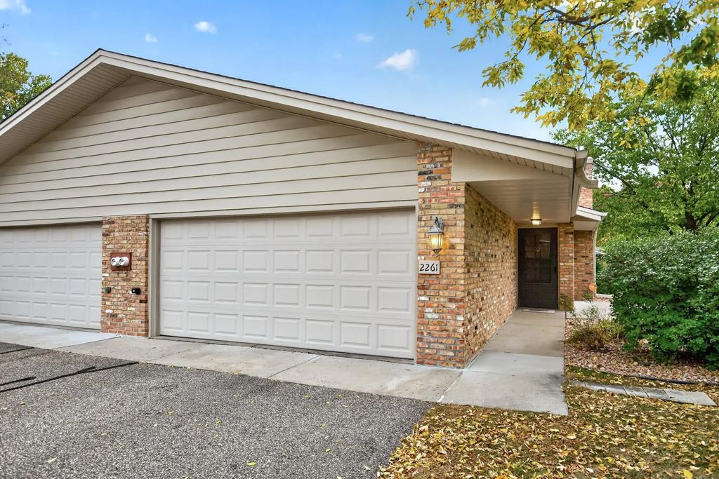 2261 Wildwood Circle, Minnetonka