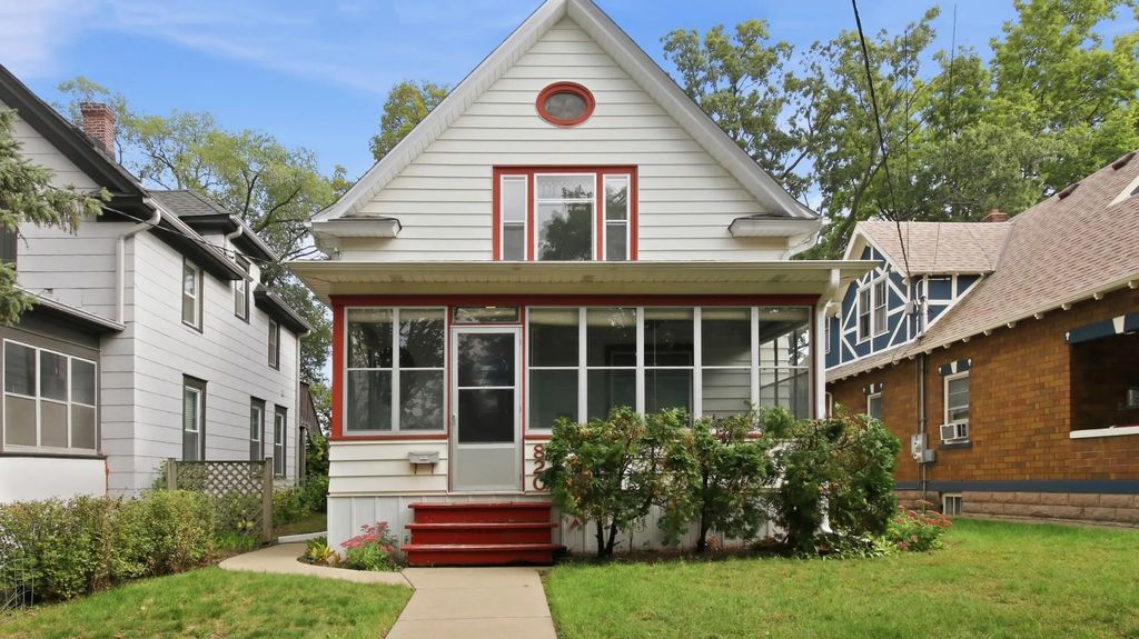 820 5th Avenue Se, Minneapolis