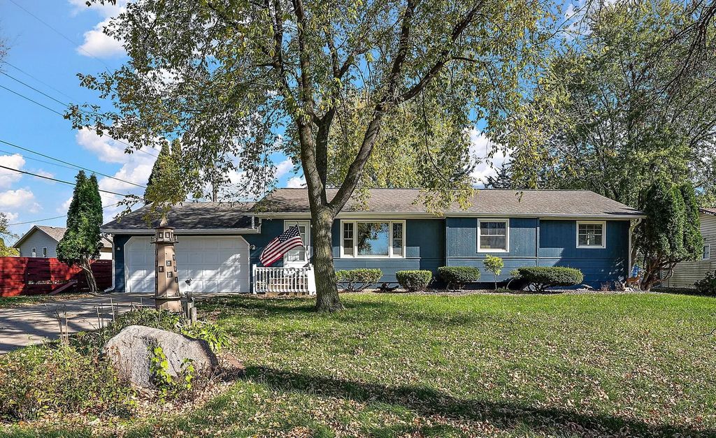 8116 June Avenue N, Brooklyn Park