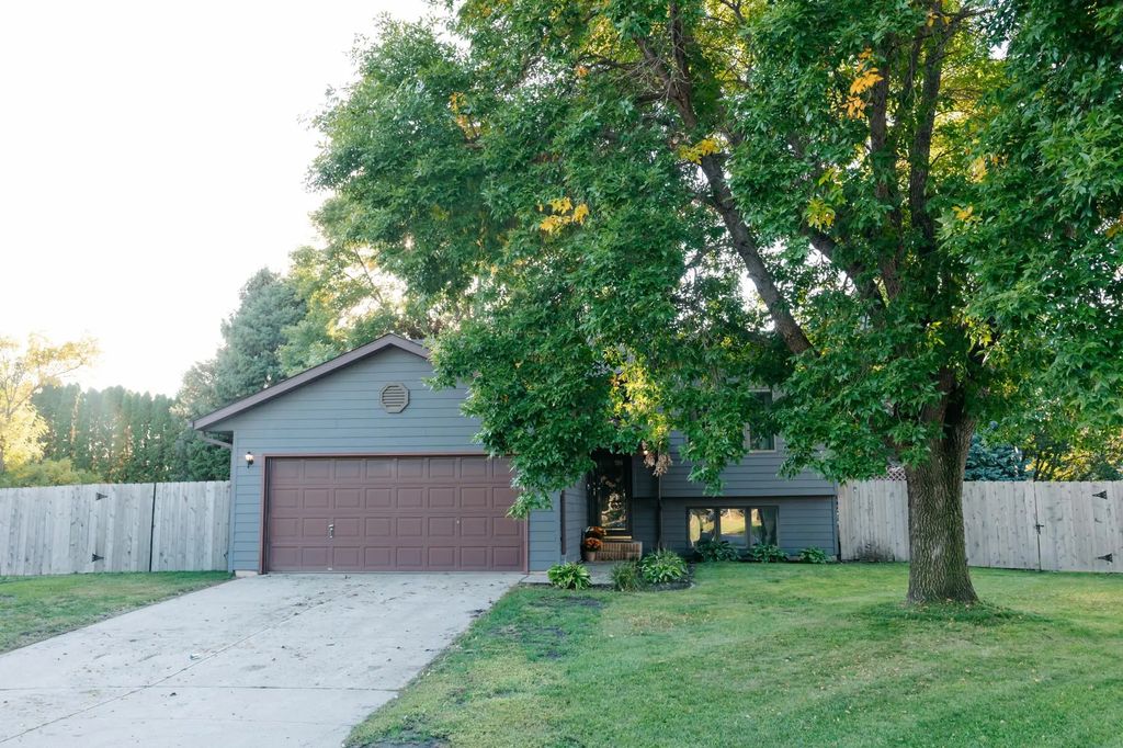 3503 13th Street S, Moorhead