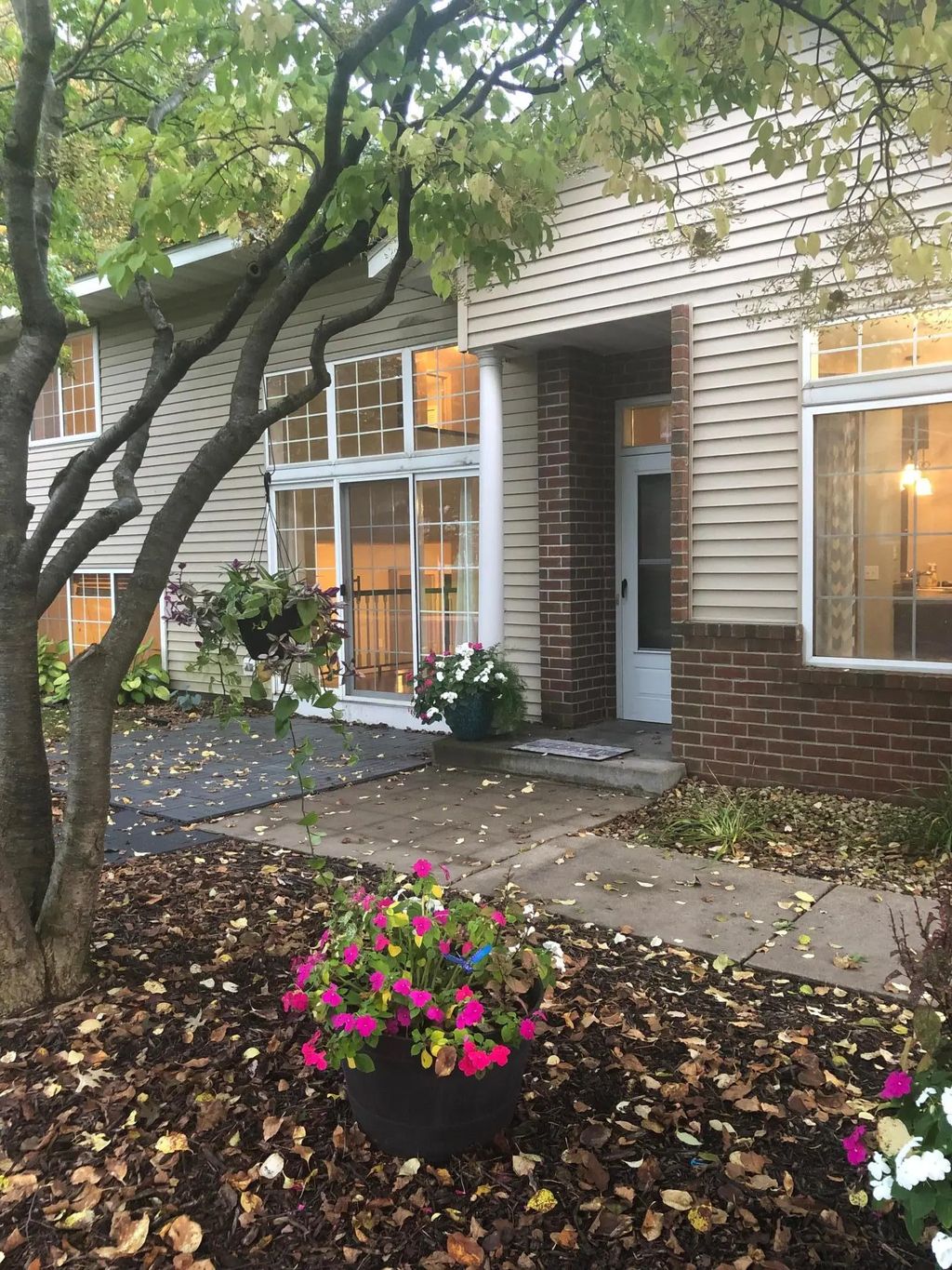 15102 December Way, Rosemount