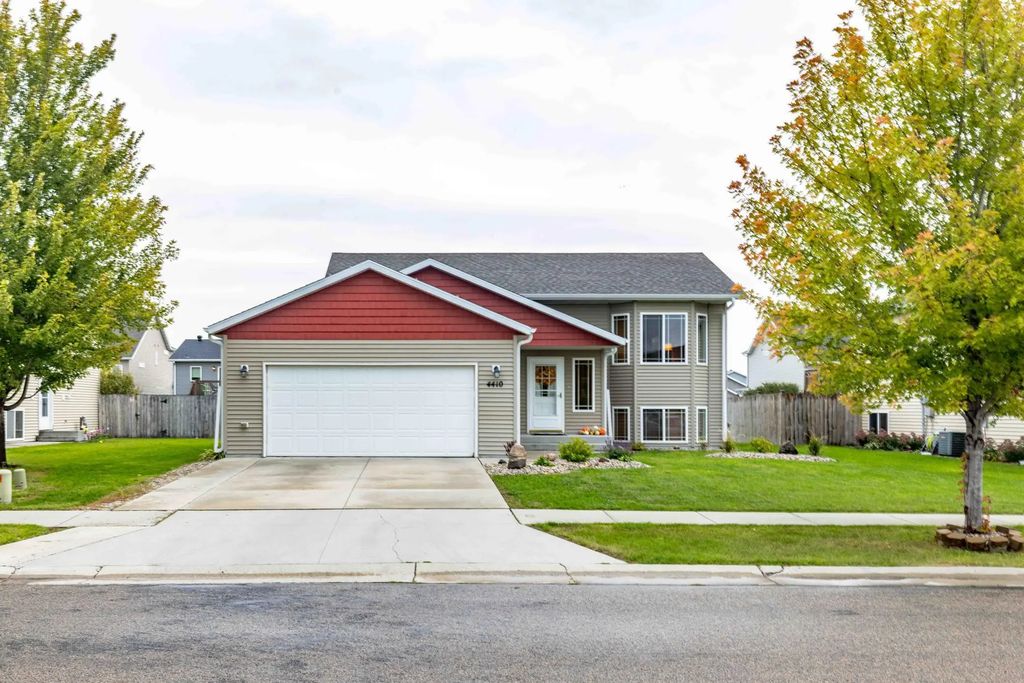 4410 16 Street S, Moorhead