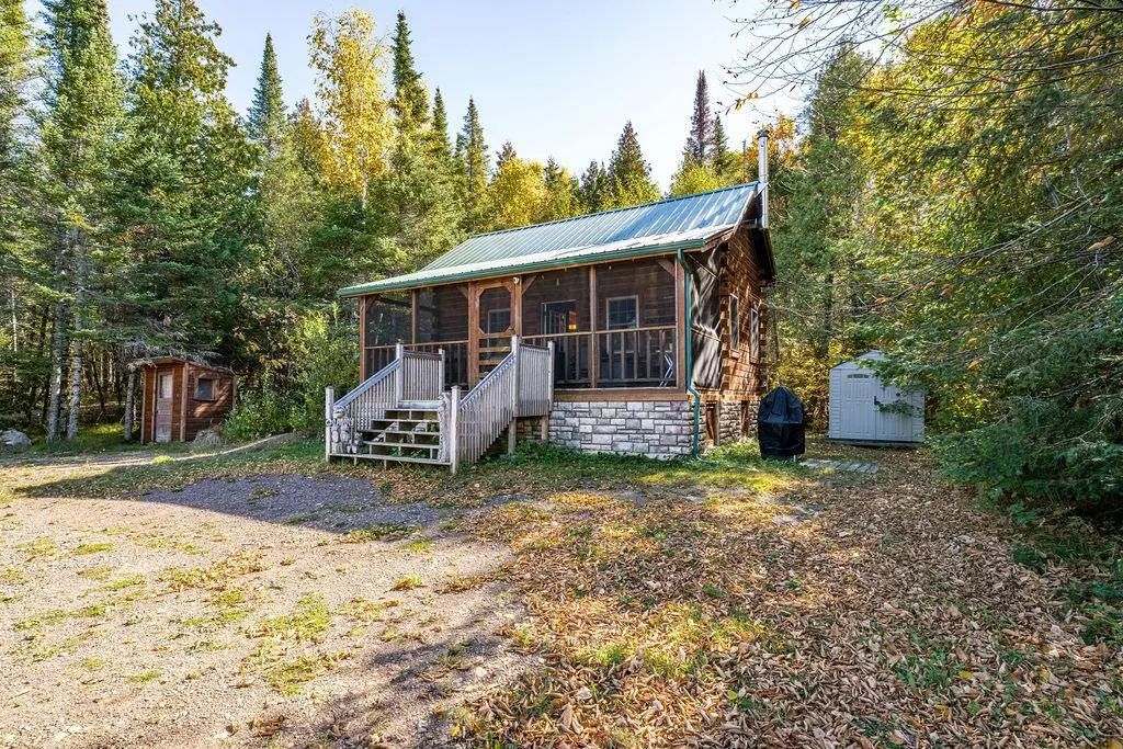 4223 S Thomas Lake Road, Two Harbors