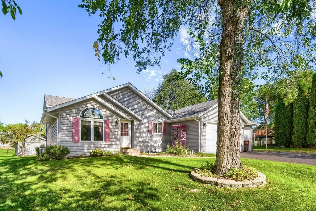1186 Winter Court, Hastings