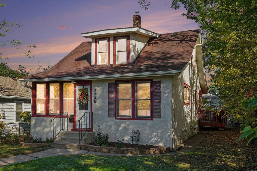 3905 Cedar Avenue S, Minneapolis