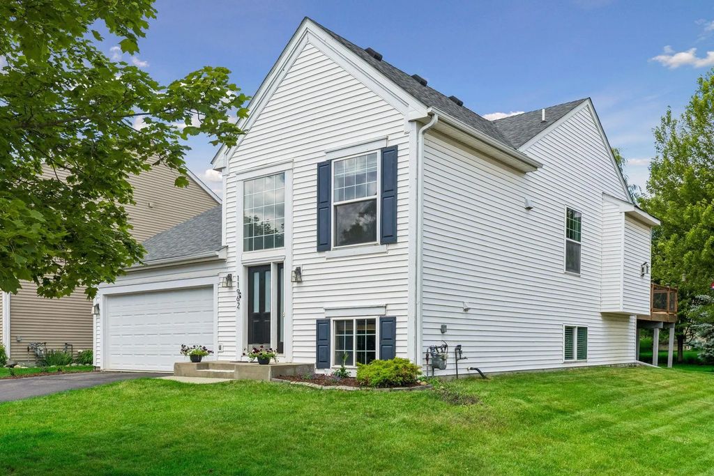 11962 85th Place N, Maple Grove