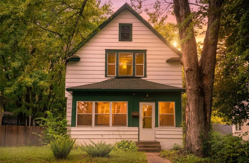 3735 Girard Avenue N, Minneapolis