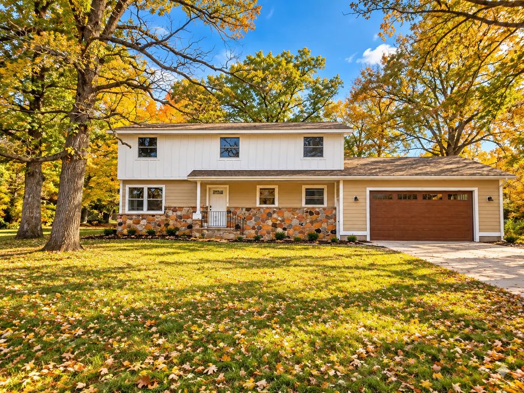 10814 Pioneer Drive Se, Milaca