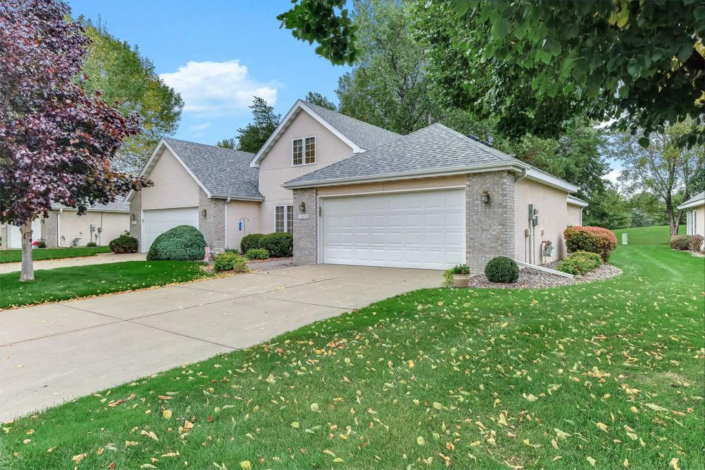 13678 Bradley Boulevard, Becker