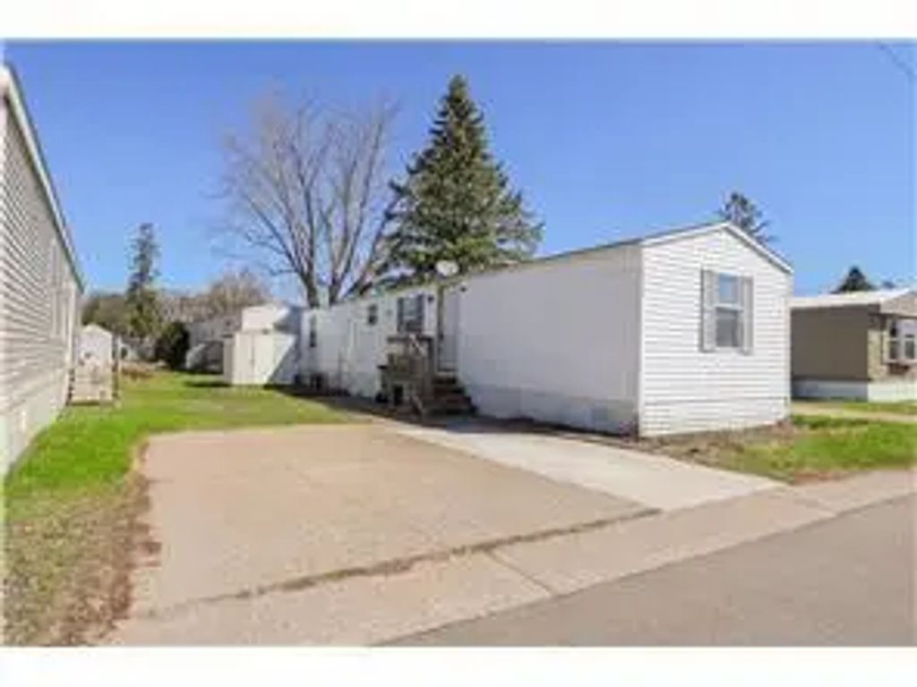 3813 Patriot, Circle Pines