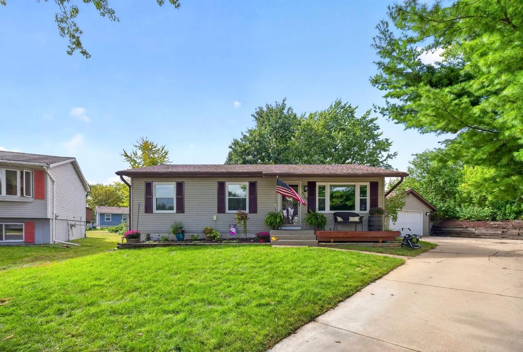 4503 21 1/2 Avenue Nw, Rochester
