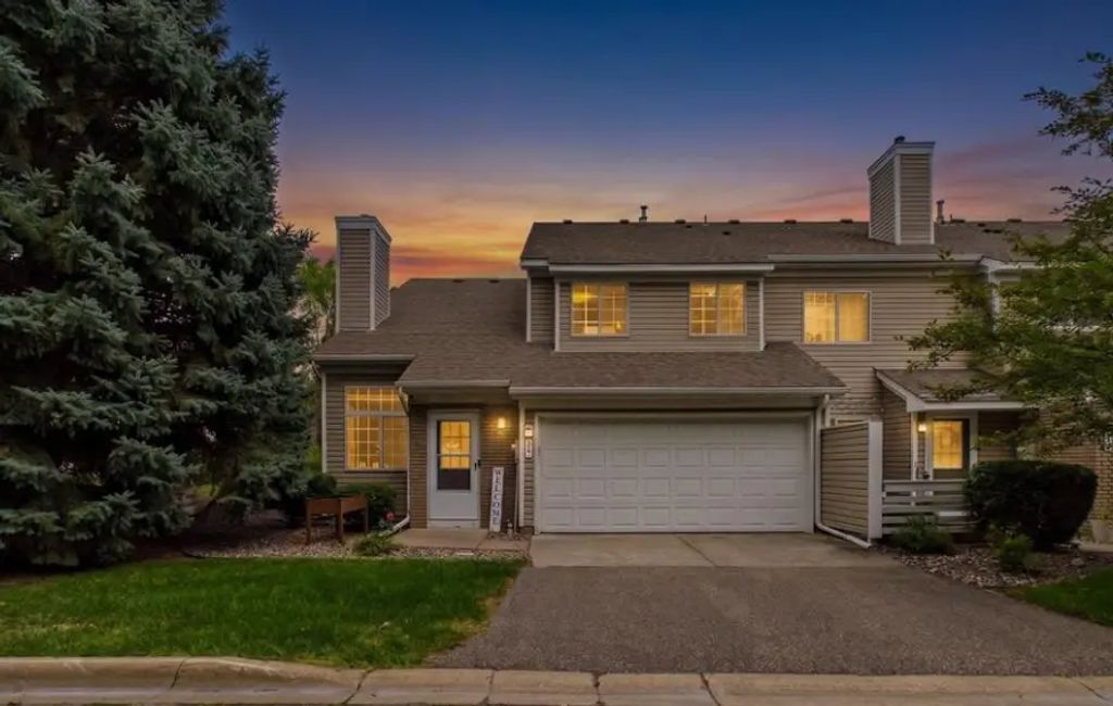 5965 Wedgewood Lane N 55, Plymouth