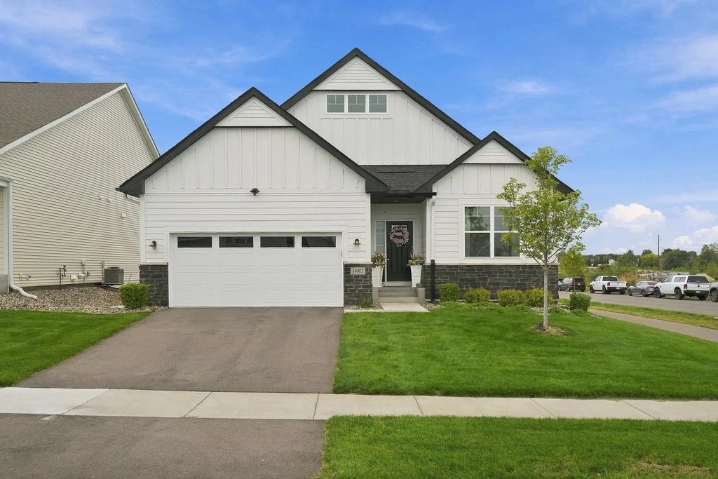 14962 Artaine Trail, Rosemount