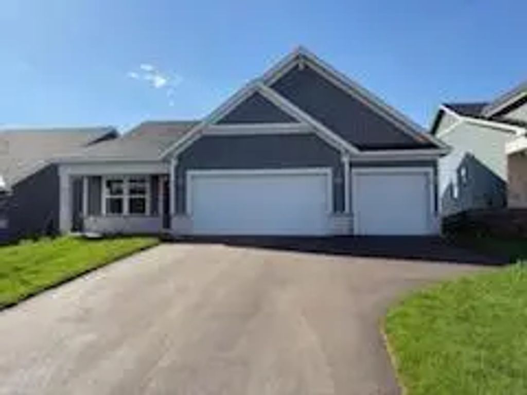 8827 63rd Street S, Cottage Grove