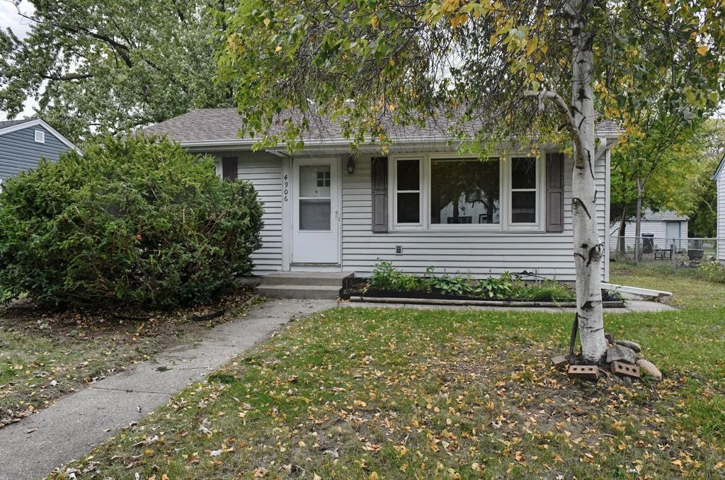 4906 Thomas Avenue N, Minneapolis