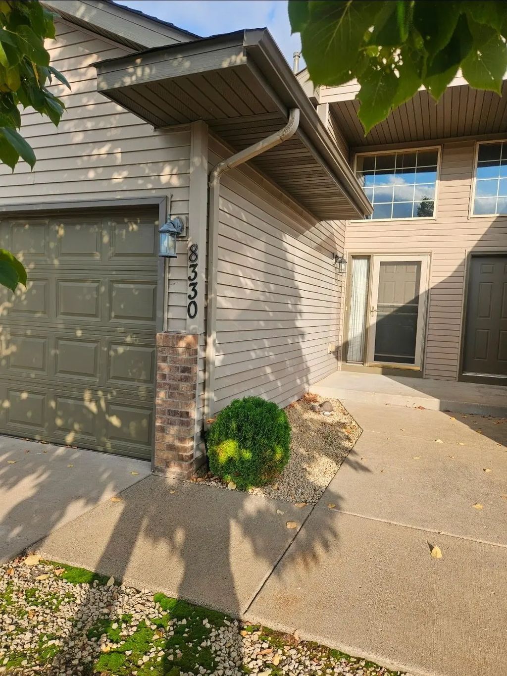 8330 Parkview Avenue Ne, Elk River