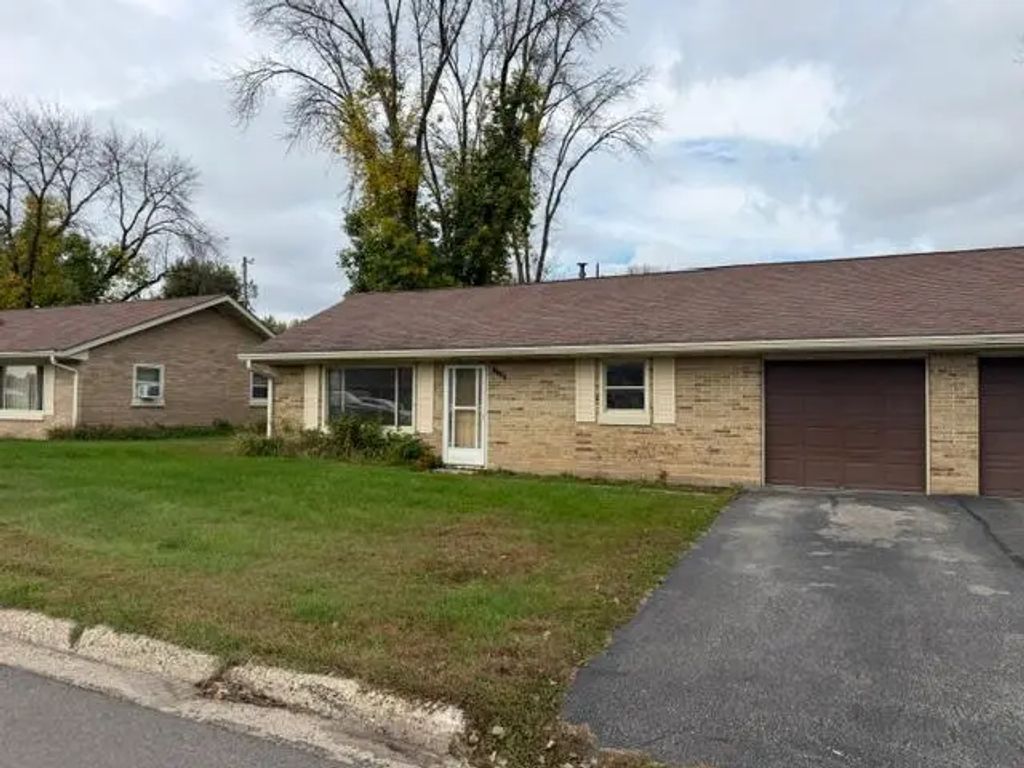 110 Martin Street, Le Sueur