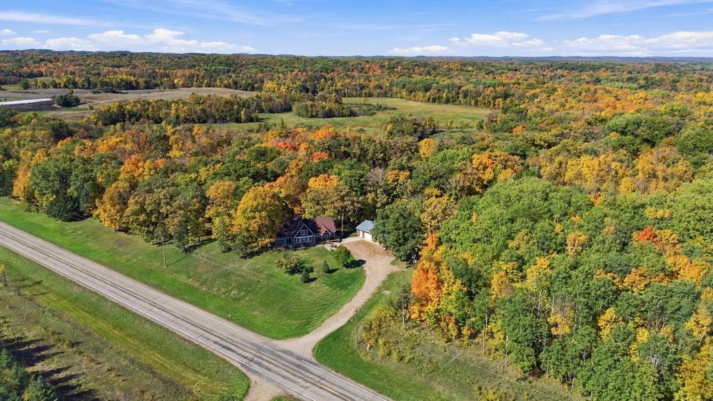 29517 County Highway 24, Erhard