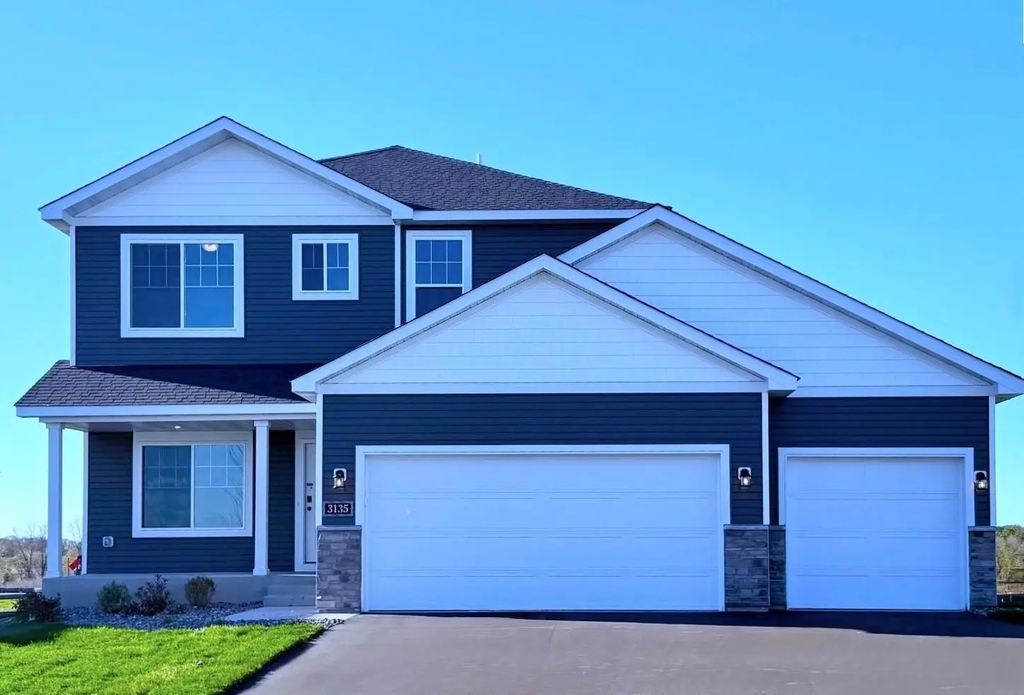 3135 Jandura Avenue Ne, Saint Michael