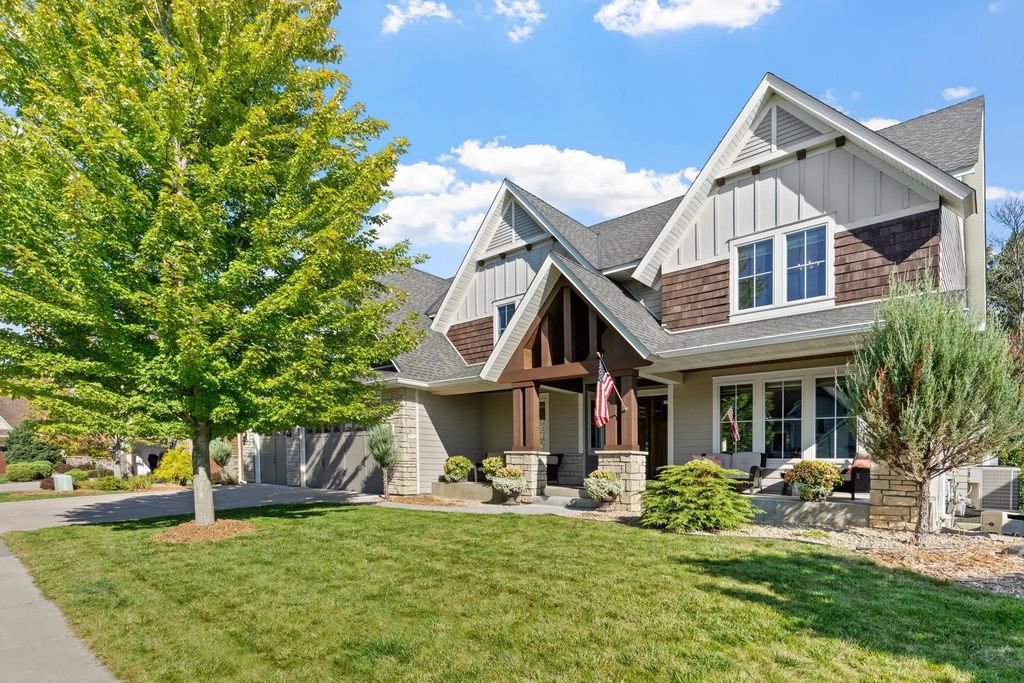 17276 62nd Avenue N, Maple Grove