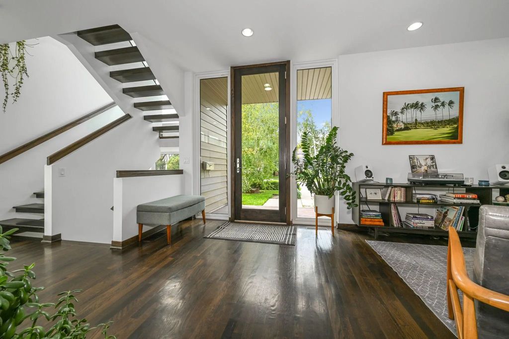 111 11th Avenue N, Hopkins