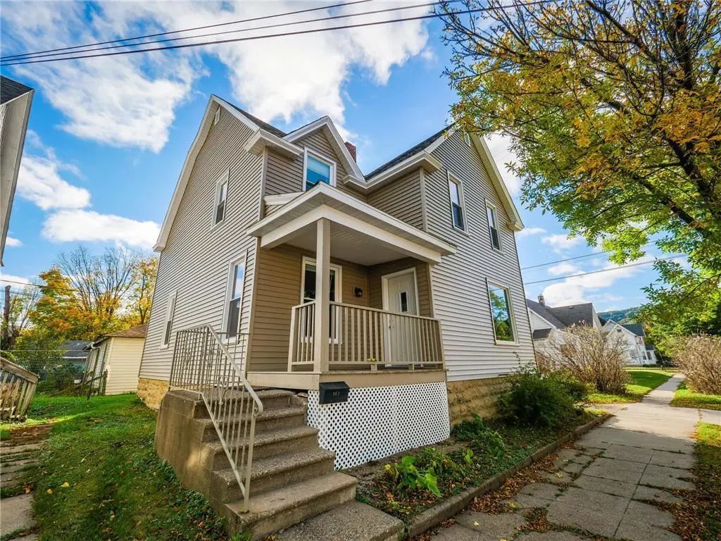 362 Cummings Street, Winona