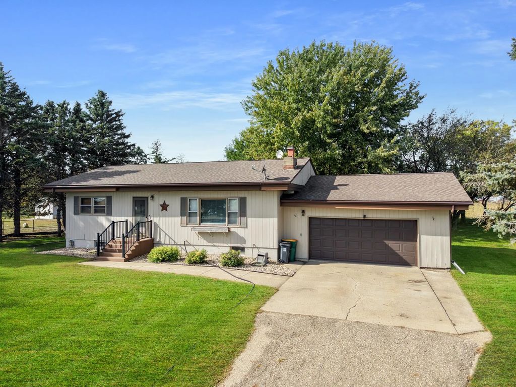 2861 269th Avenue, Marshall