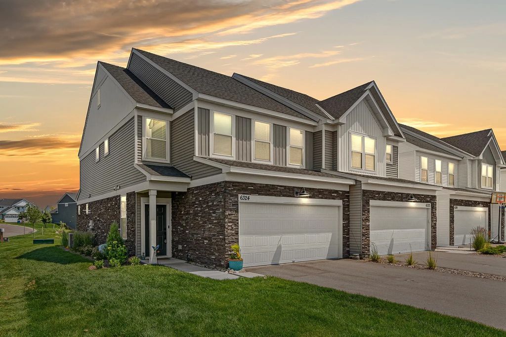 6324 Larkspur Lane, Corcoran