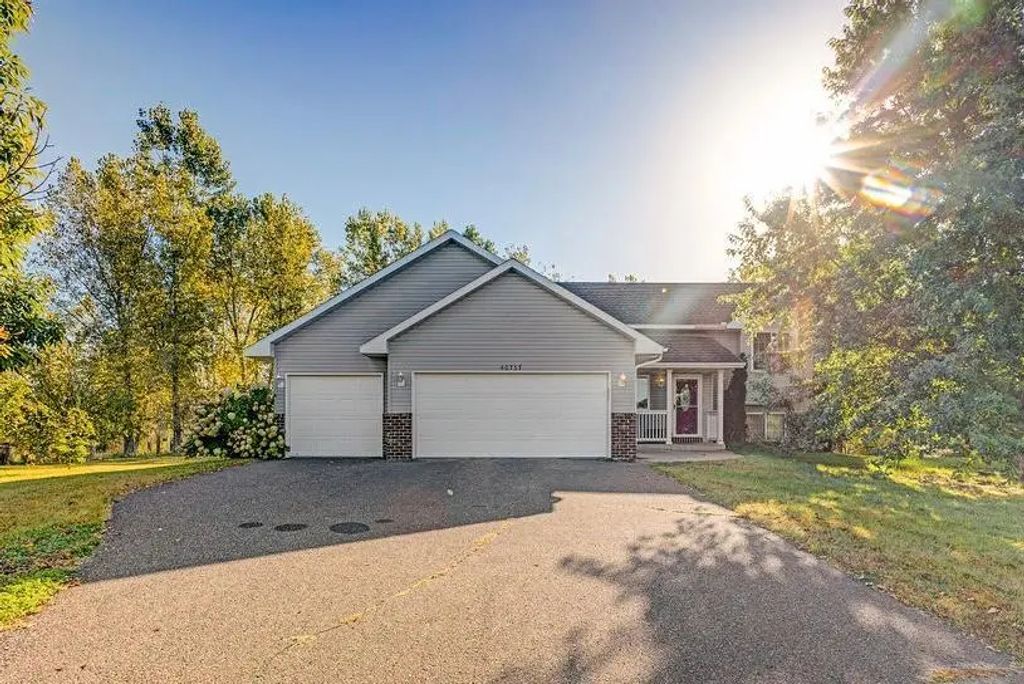 40737 Fahrion Road, North Branch