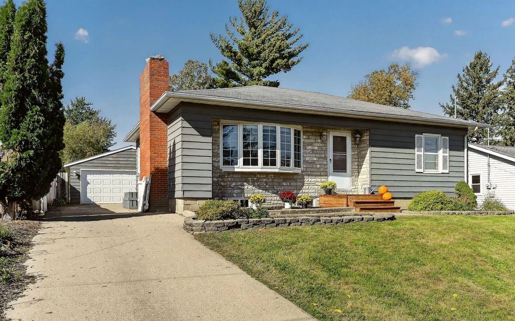215 Highland Court Sw, Rochester
