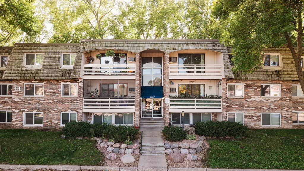 4407 Wilshire Boulevard 310, Mound