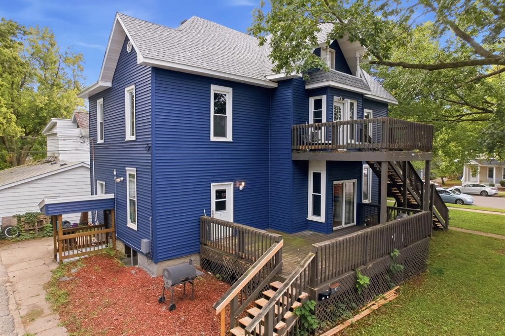 376 W Sanborn Street, Winona