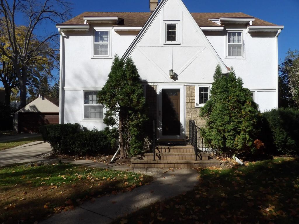 1109 3rd Street Nw, Austin