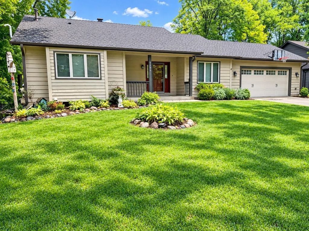 5366 S Park Drive, Savage
