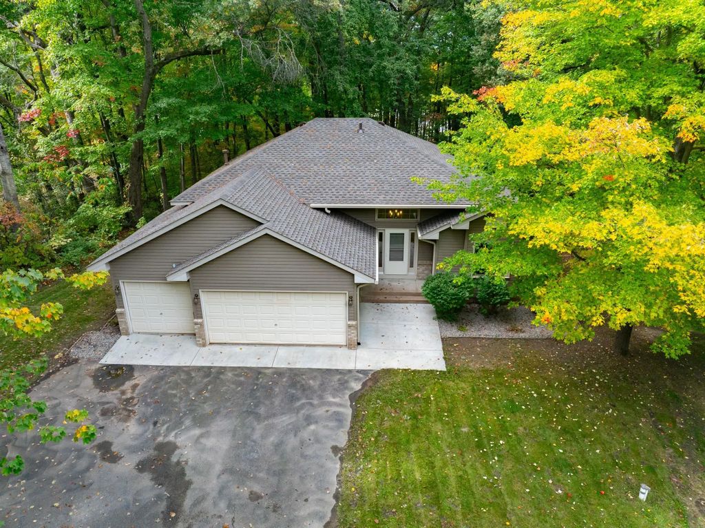 40818 Finley Road, North Branch