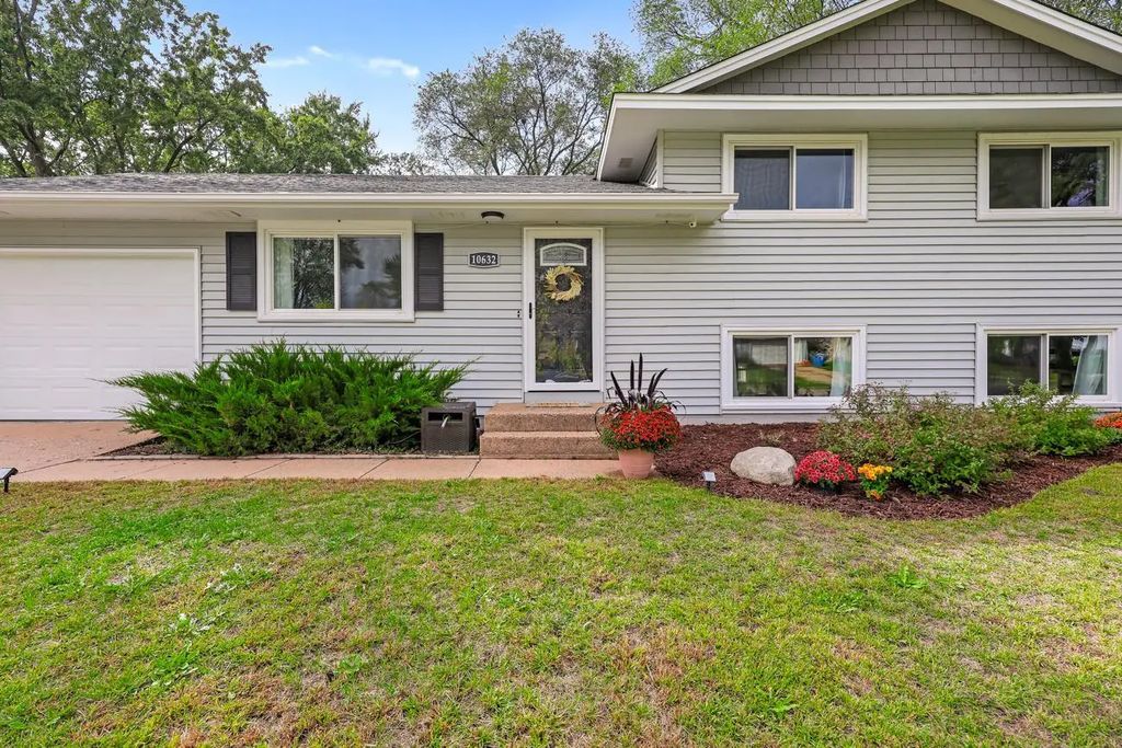10632 Wren Street Nw, Coon Rapids