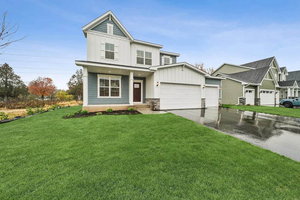 10557 Minnesota Lane N, Maple Grove