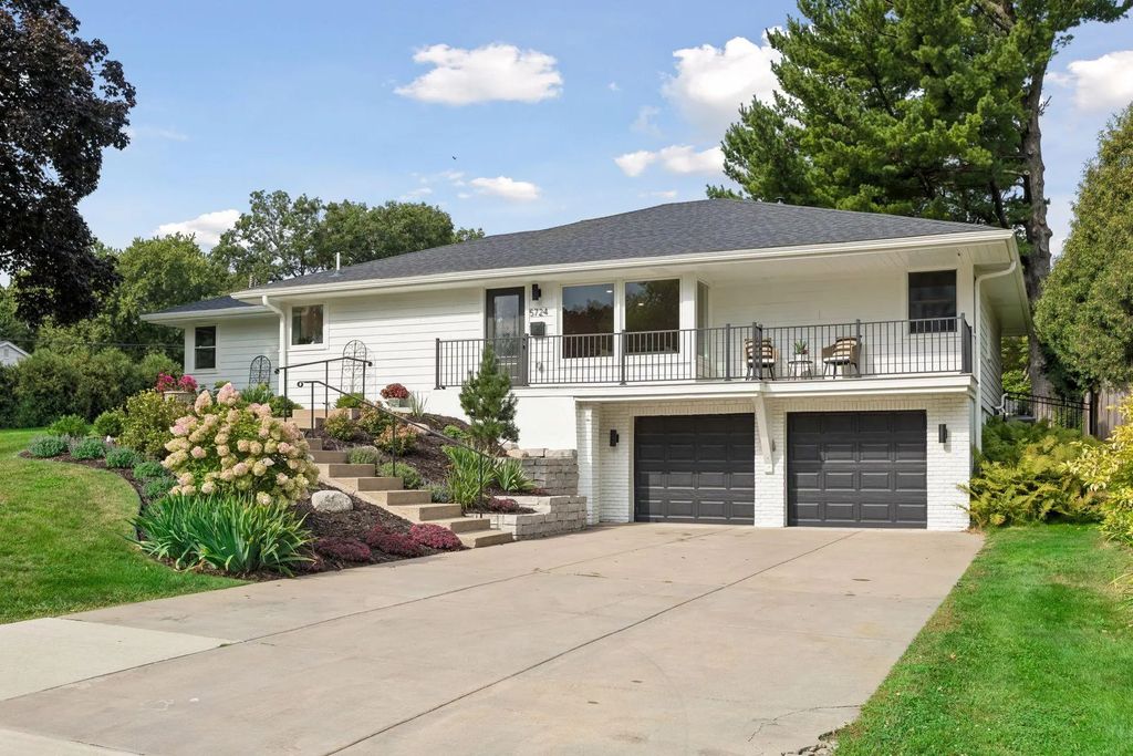 5724 Code Avenue, Edina