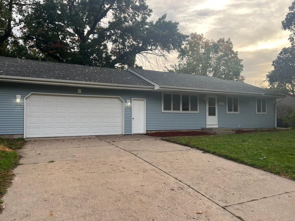 232 Twilite Terrace, Circle Pines