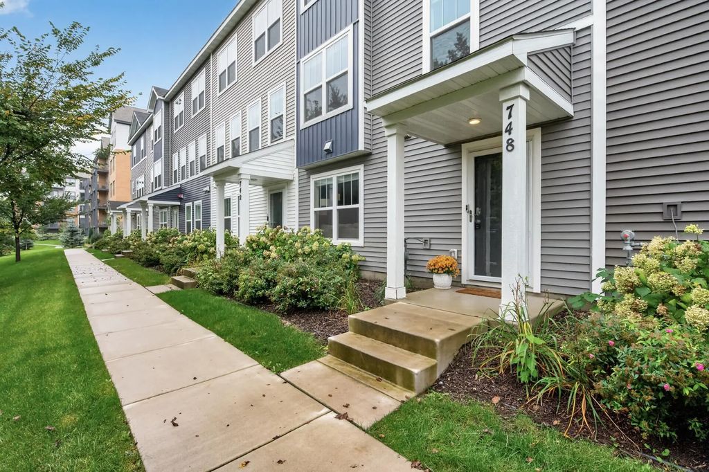 748 Midtown Lane 02, New Brighton