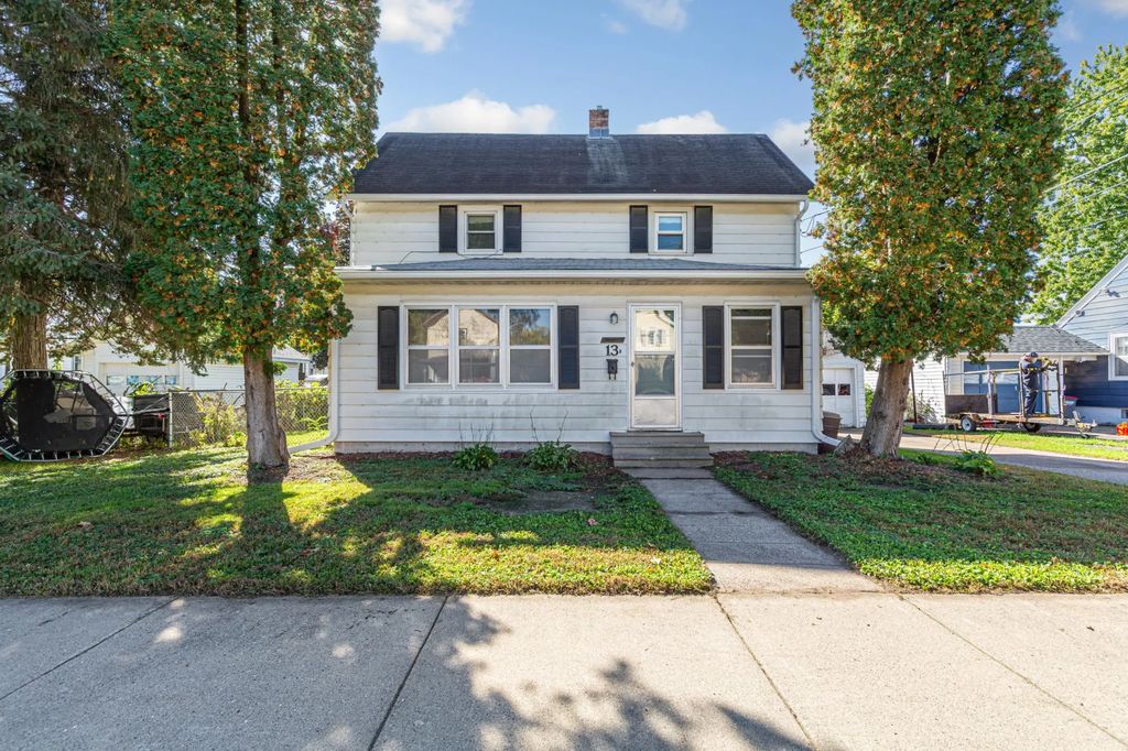 13 12th Street Nw, Faribault