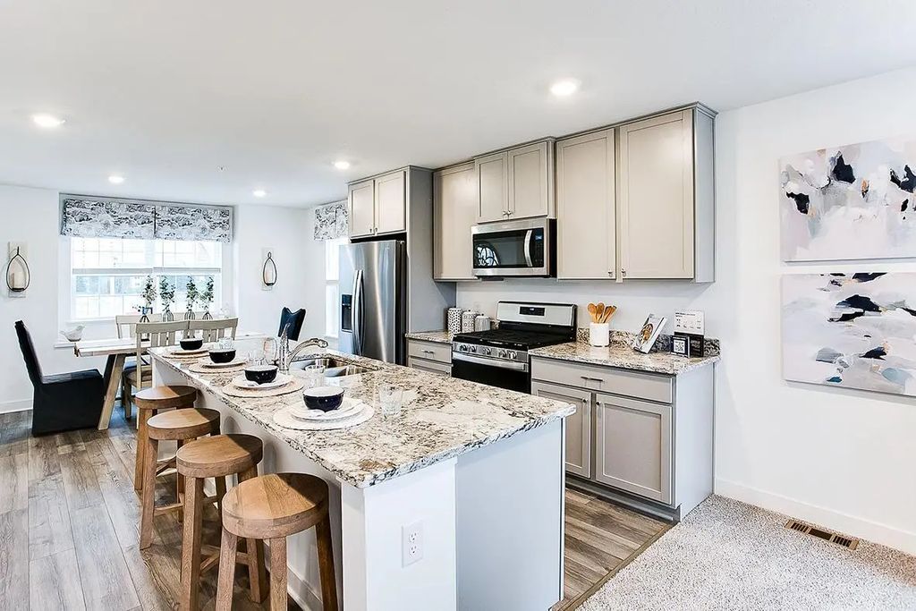 6629 Hinterland Trail S, Cottage Grove